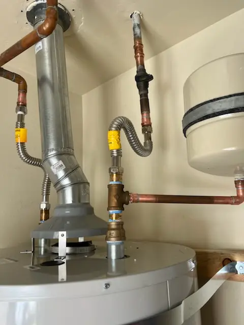 Water heater installation and plumbing repair in Woodley Park
